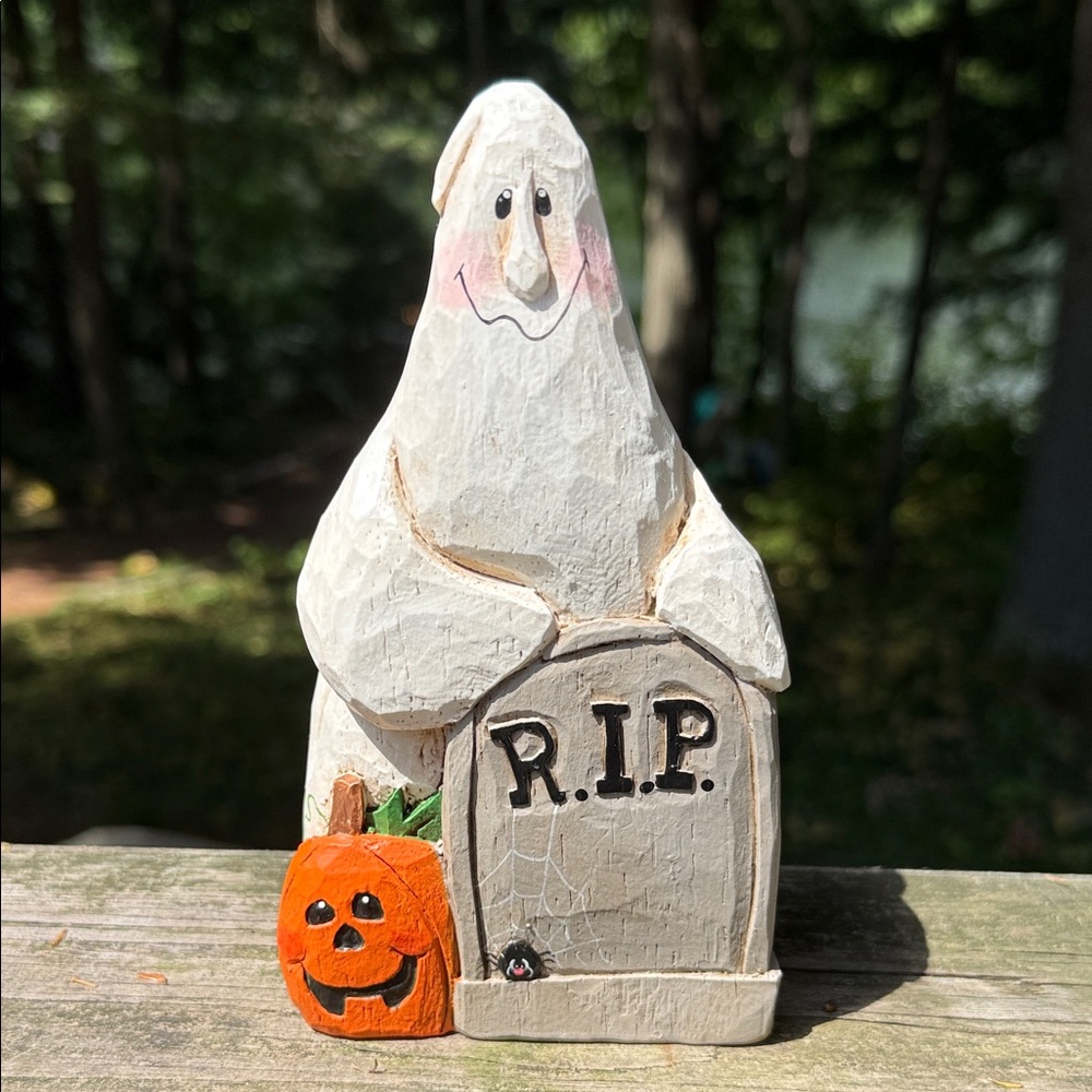 Original Carvings by Eddie Walker Ghost Pumpkin RIP Halloween Midwest